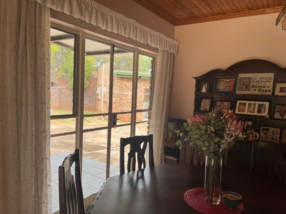 House for sale in Hoedspruit - 1HS1698734 House for sale in Hoedspruit - 1HS1698734