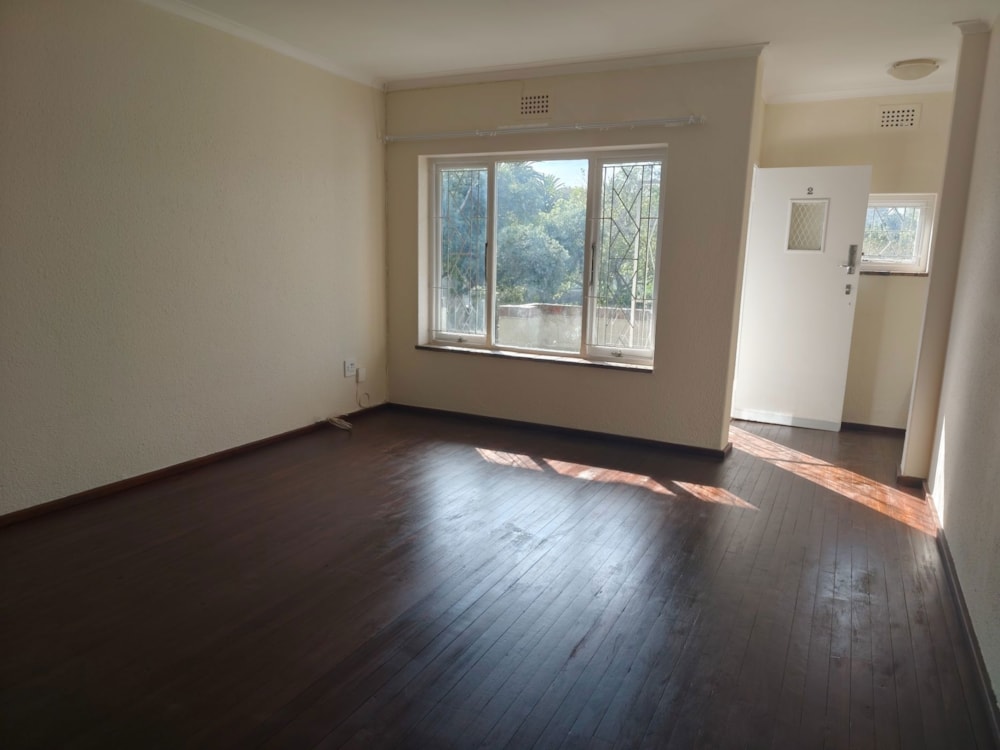 Apartment let in Kenilworth, Cape Town - RBL1704116 Apartment let in Kenilworth, Cape Town - RBL1704116