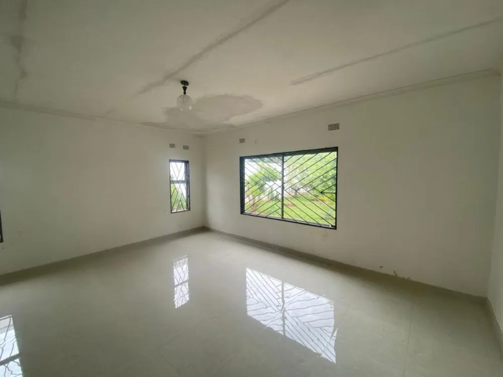 Single-storey house for sale in Silverest, Zambia - 3ZA1698942