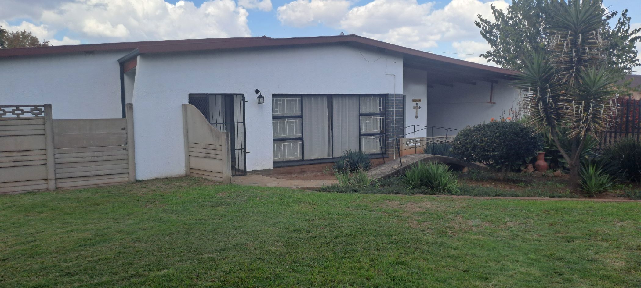 House for sale in Middelburg South (Mpumalanga South)  - 1MD1699208