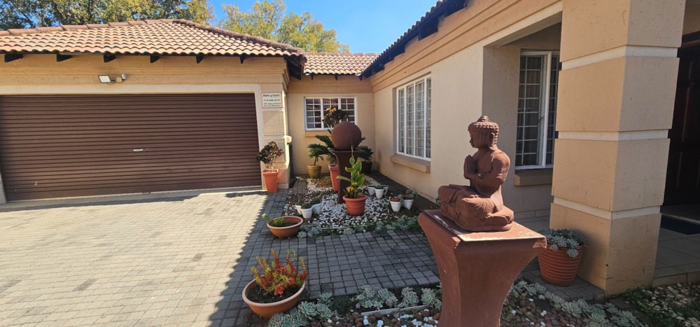 Townhouse for sale in Duncanville - 1VT1699032