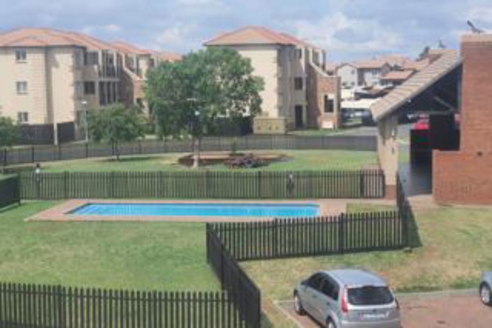 Security complex home for sale in Reyno Ridge - 1WD1699033 Security complex home for sale in Reyno Ridge - 1WD1699033