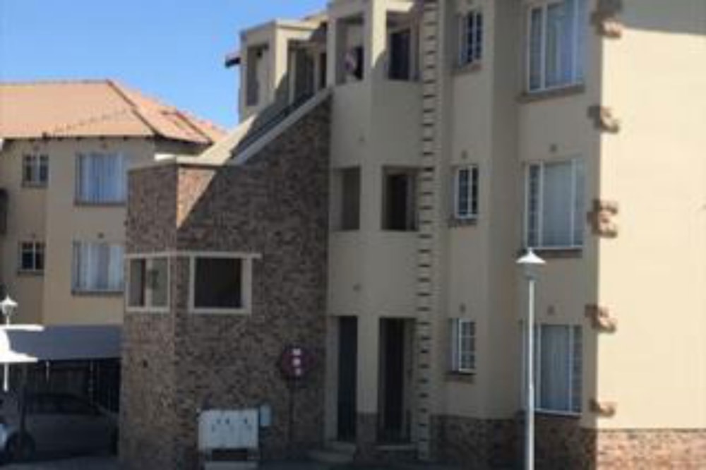 Security complex home for sale in Reyno Ridge - 1WD1699033 Security complex home for sale in Reyno Ridge - 1WD1699033