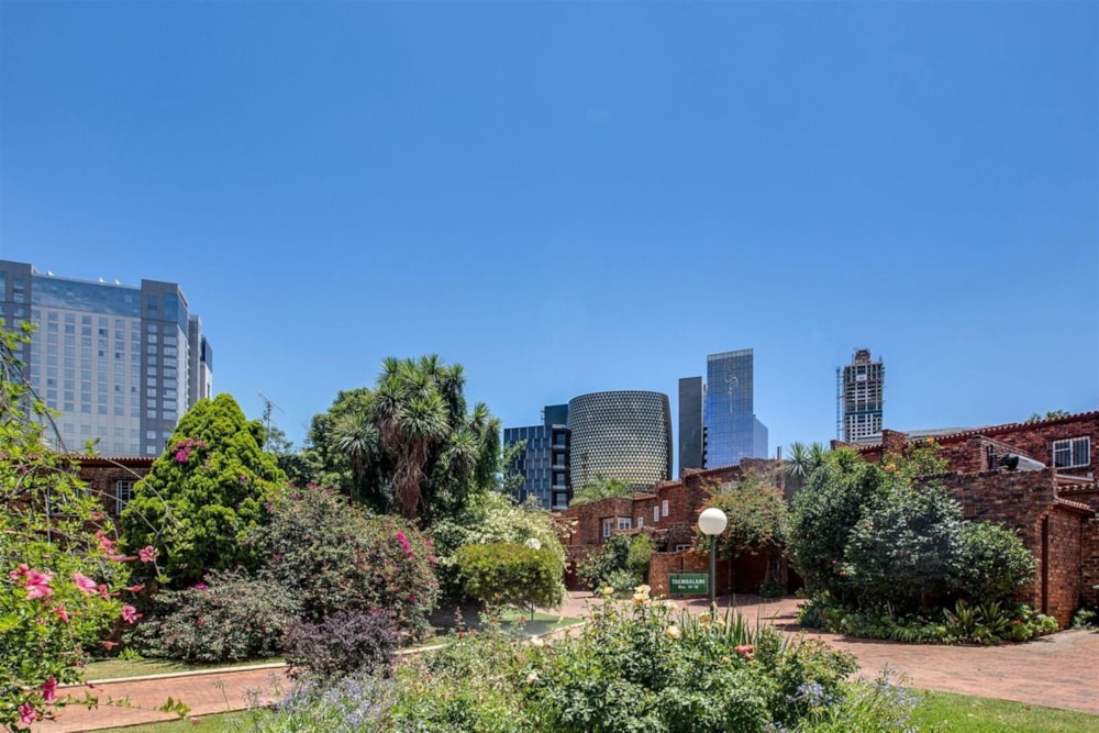 Townhouse sold in Sandown, Sandton - HP1699189 Townhouse sold in Sandown, Sandton - HP1699189