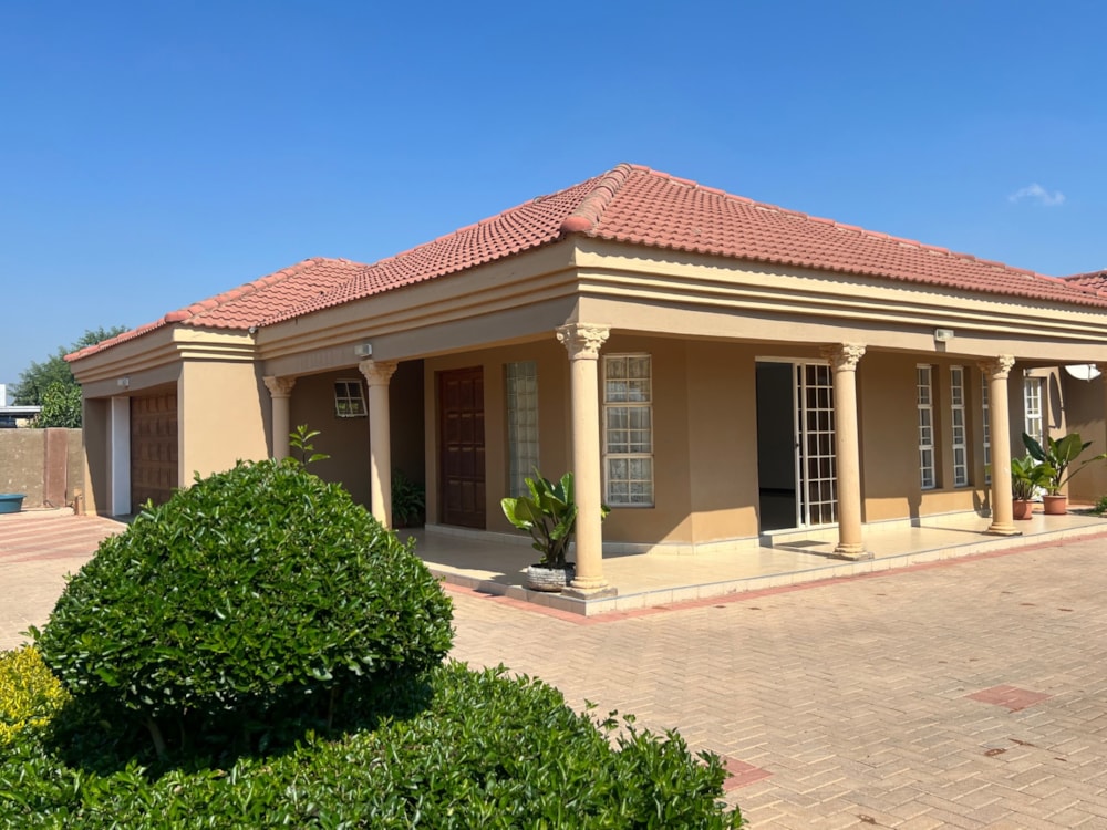 House let in Tlokweng, Botswana - 3BO1699197 House let in Tlokweng, Botswana - 3BO1699197