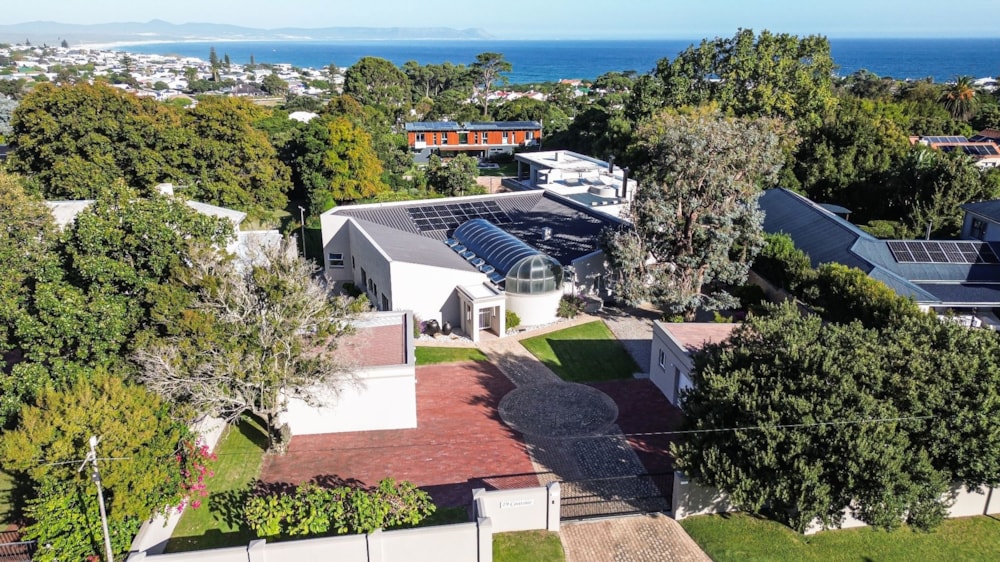 House for sale in Fernkloof - HF1696099 House for sale in Fernkloof - HF1696099