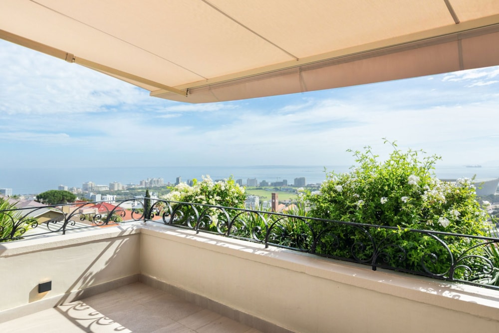 Apartment for sale in Green Point, Cape Town - AS1697063