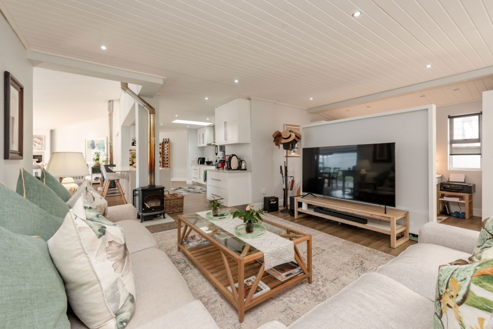 House to rent in The Heads, Knysna - 1KG1698714 House to rent in The Heads, Knysna - 1KG1698714