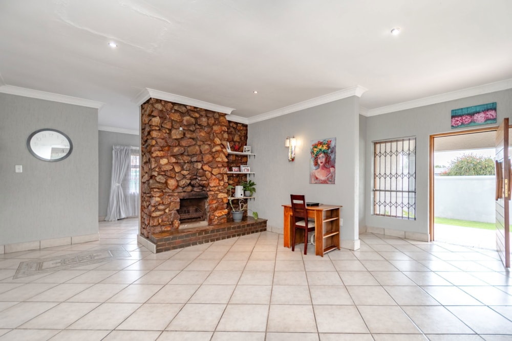 House for sale in Farrarmere - EN1697256 House for sale in Farrarmere - EN1697256