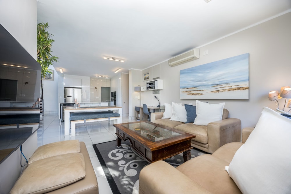 Penthouse apartment for sale in Tygervalley Waterfront - DBV1696785