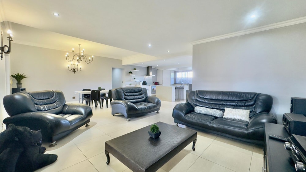 Townhouse for sale in Musgrave - 1DA1698990 Townhouse for sale in Musgrave - 1DA1698990