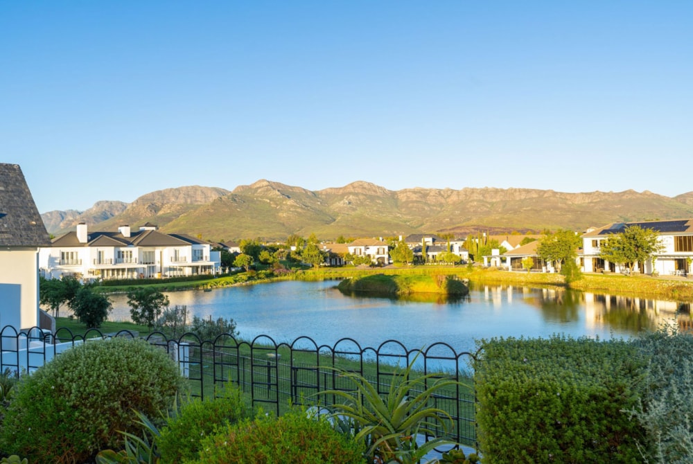 Security estate home sold in Val de Vie Estate - VLV1698545 Security estate home sold in Val de Vie Estate - VLV1698545