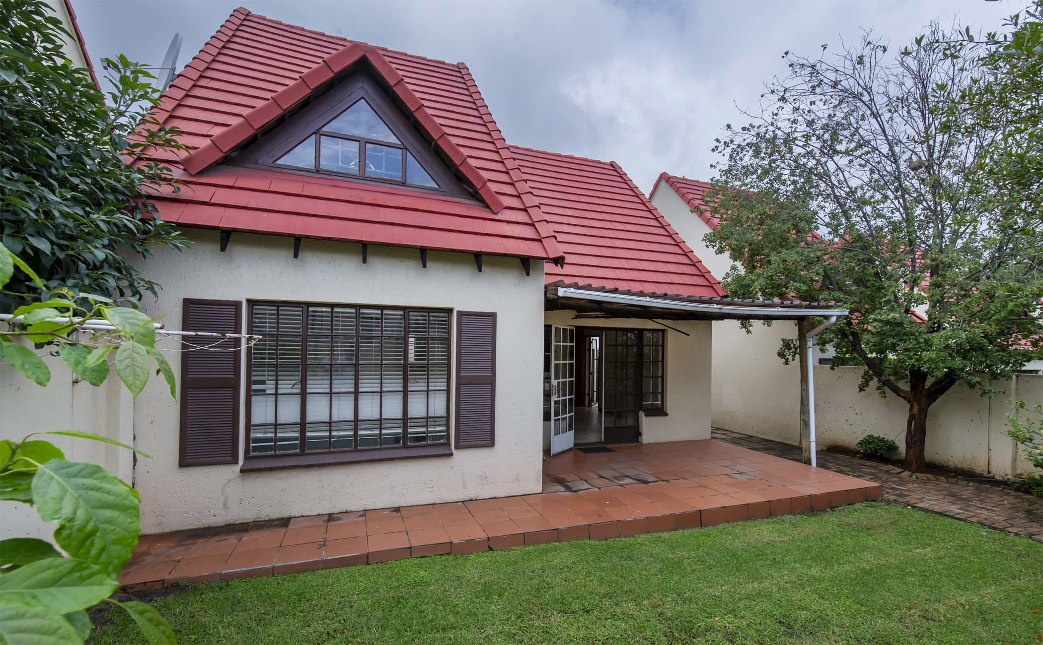 Townhouse for sale in Rivonia - HP1697626