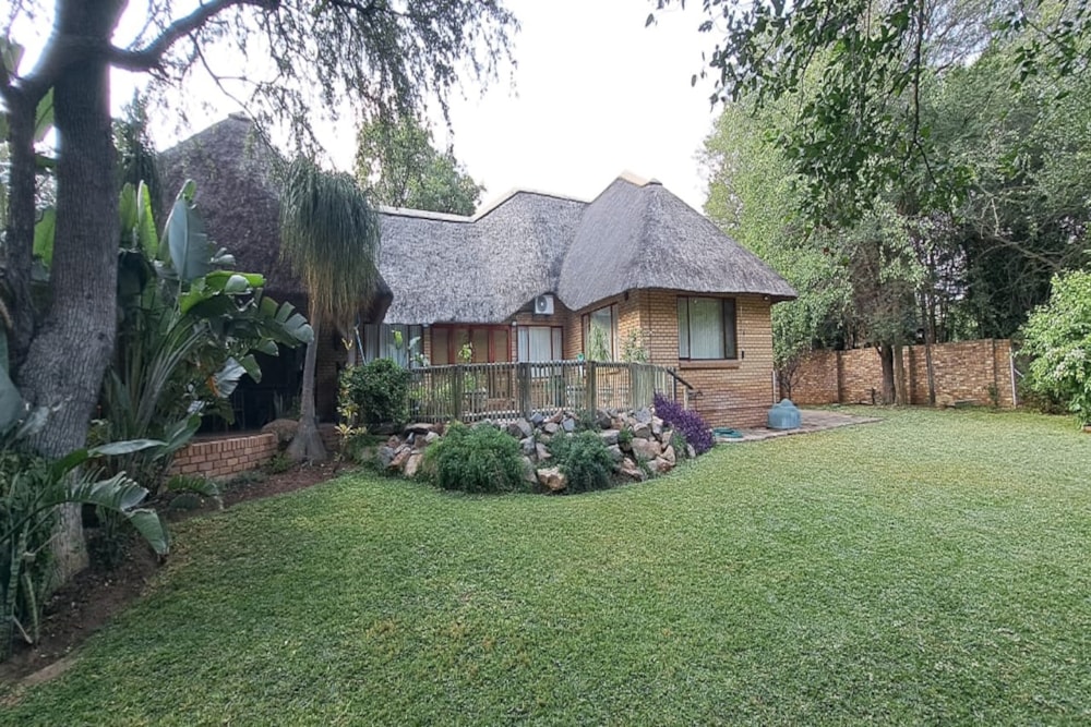 Double-storey house for sale in Phalaborwa - 1PW1697972