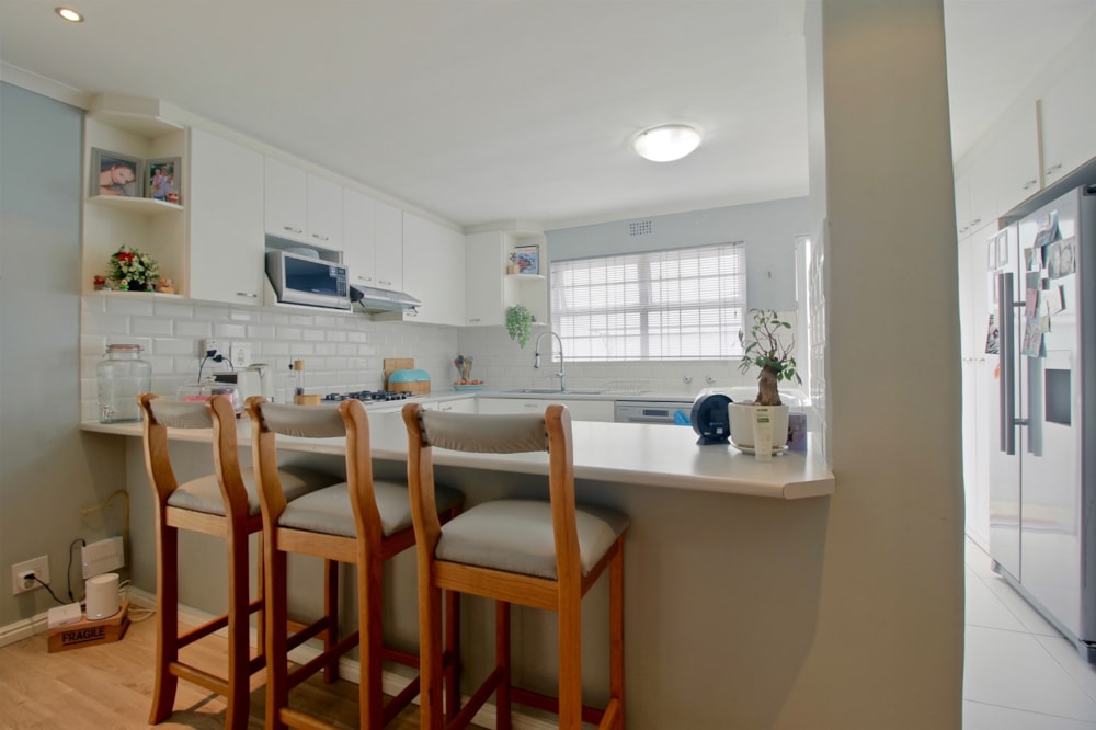 House let in Plattekloof Glen - 1PLA1699067 House let in Plattekloof Glen - 1PLA1699067