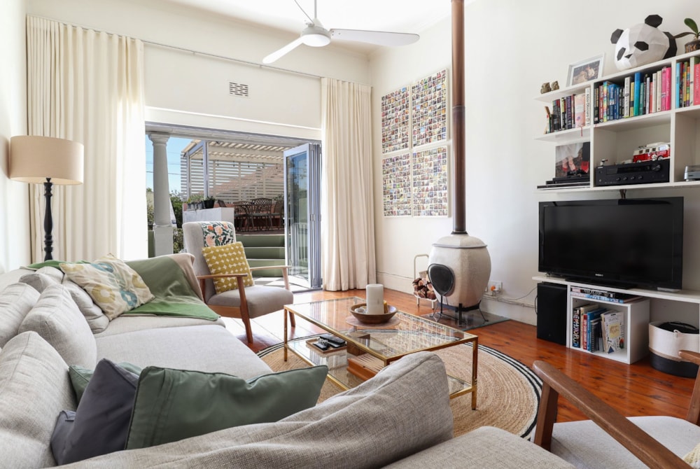 House sold in Green Point, Cape Town - AS1696172 House sold in Green Point, Cape Town - AS1696172