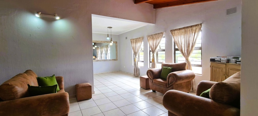 Townhouse for sale in Port Edward - 1PD1696881 Townhouse for sale in Port Edward - 1PD1696881