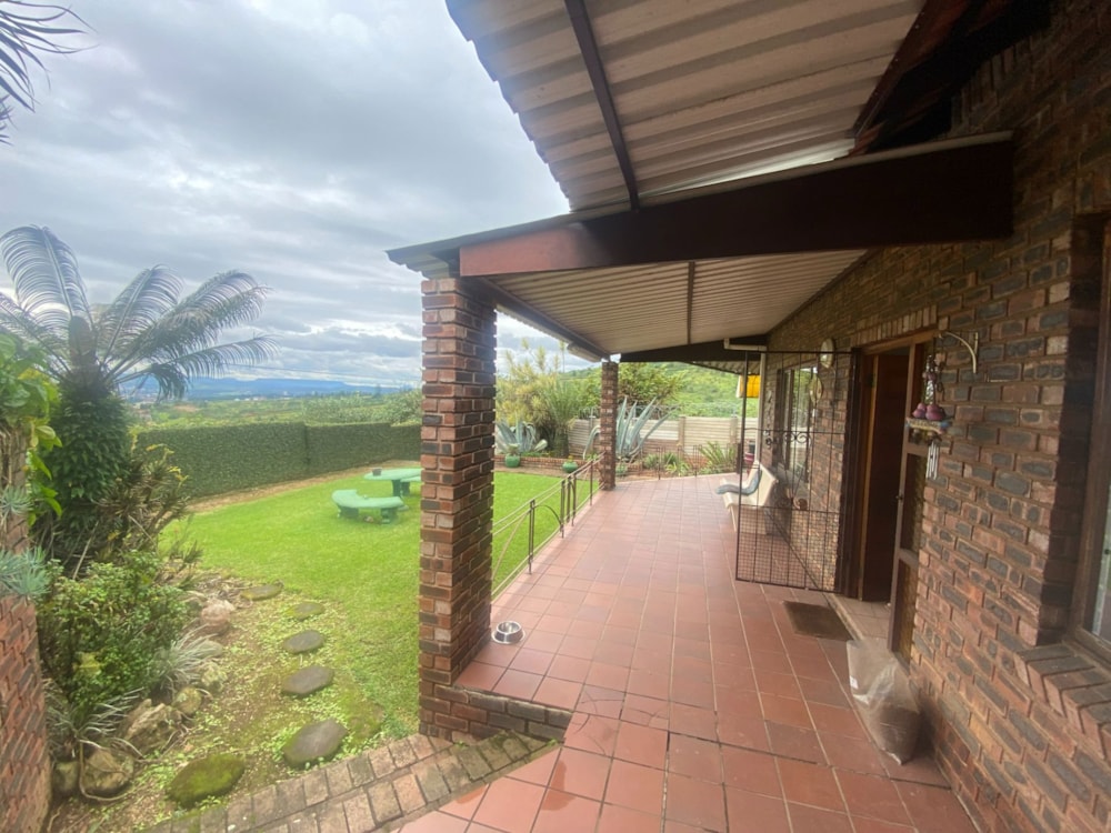 Single-storey house for sale in Prestbury - 1PM1697306