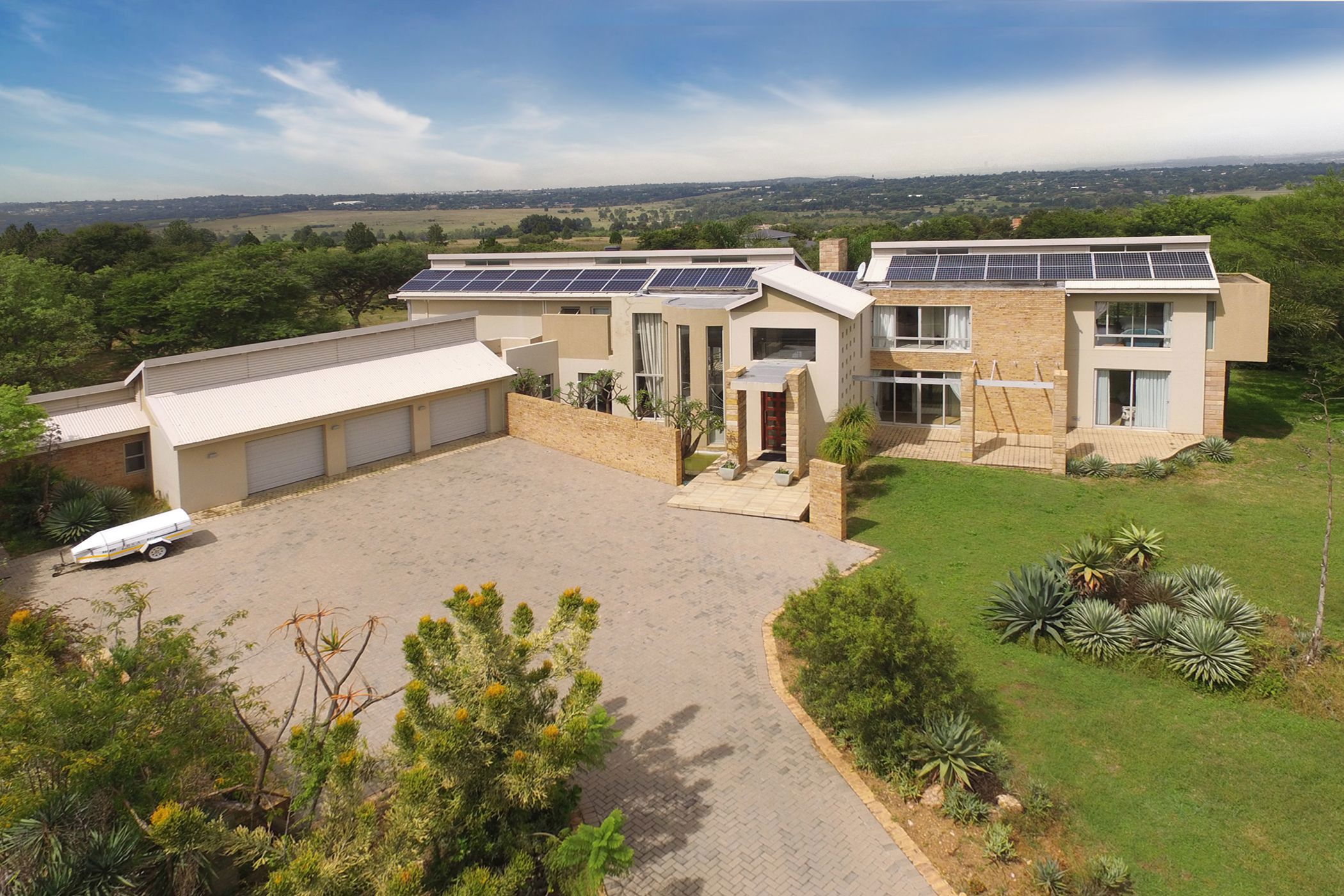 Double-storey house for sale in Saddlebrook Estate - MR1696501