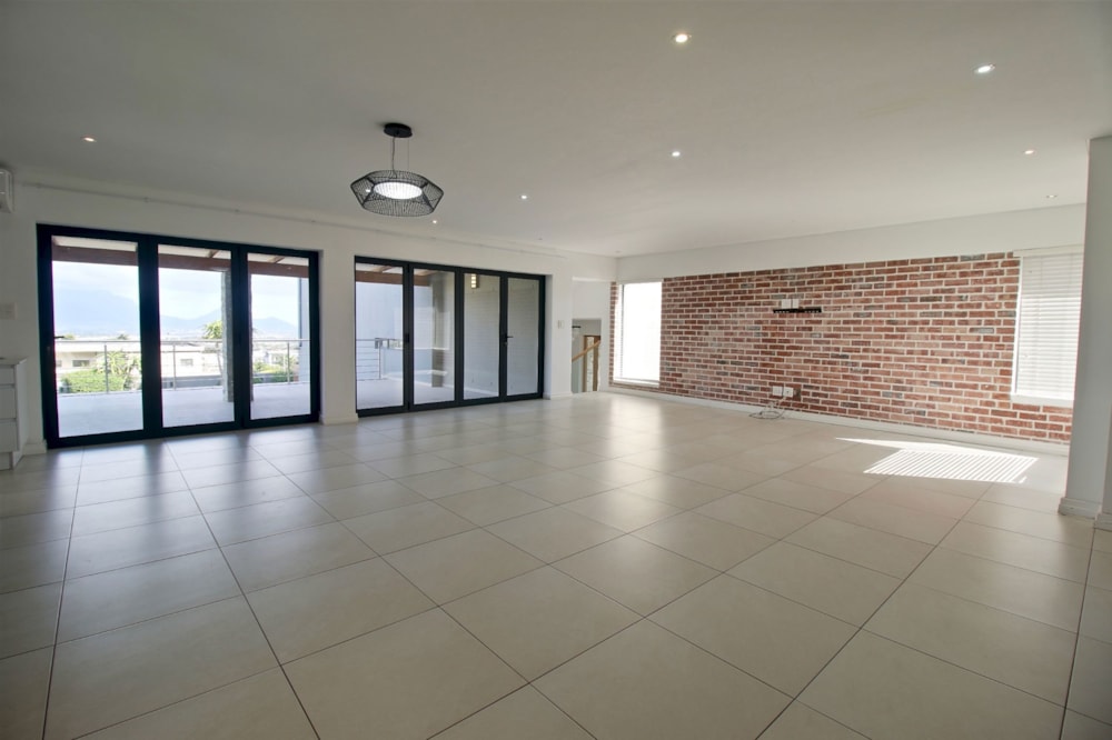 House for sale in Baronetcy Estate - 1PLA1751024 House for sale in Baronetcy Estate - 1PLA1751024
