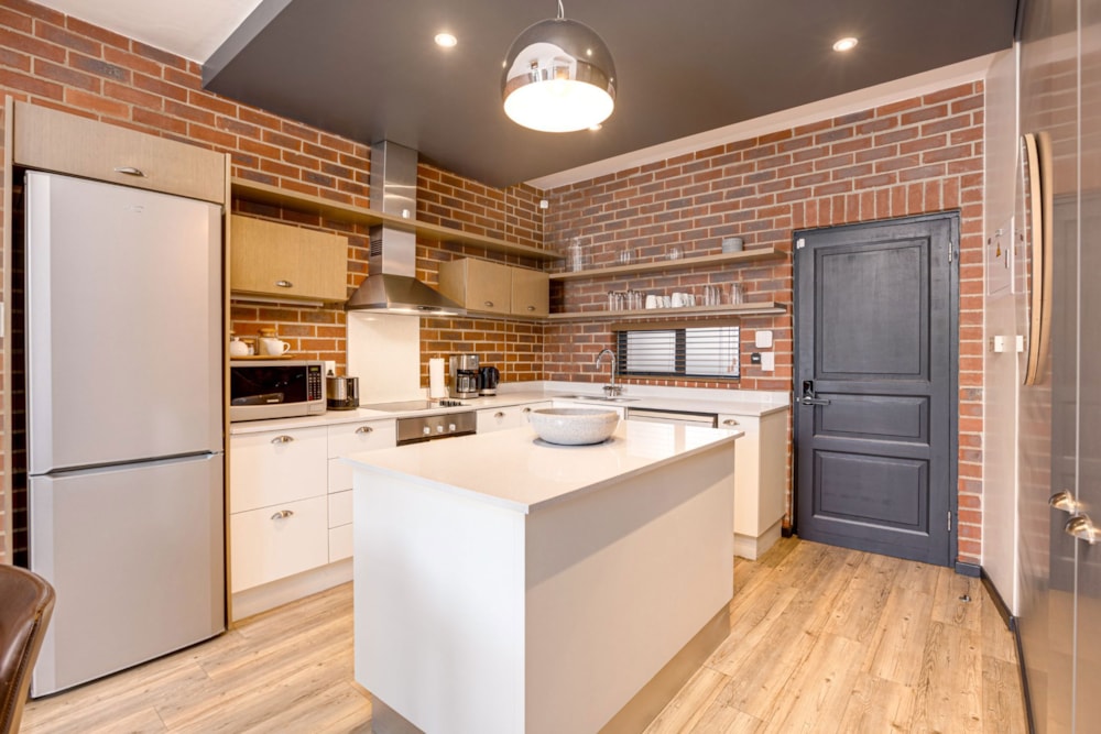 Apartment for sale in Rosebank, Johannesburg - HP1695524 Apartment for sale in Rosebank, Johannesburg - HP1695524