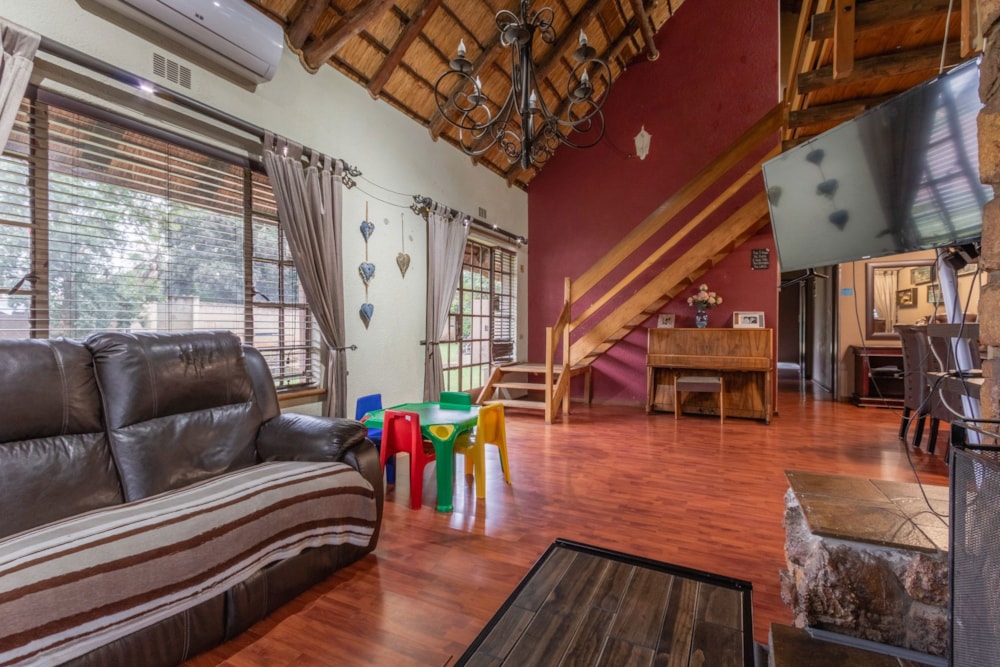 House for sale in Glen Marais - KTP1698850 House for sale in Glen Marais - KTP1698850