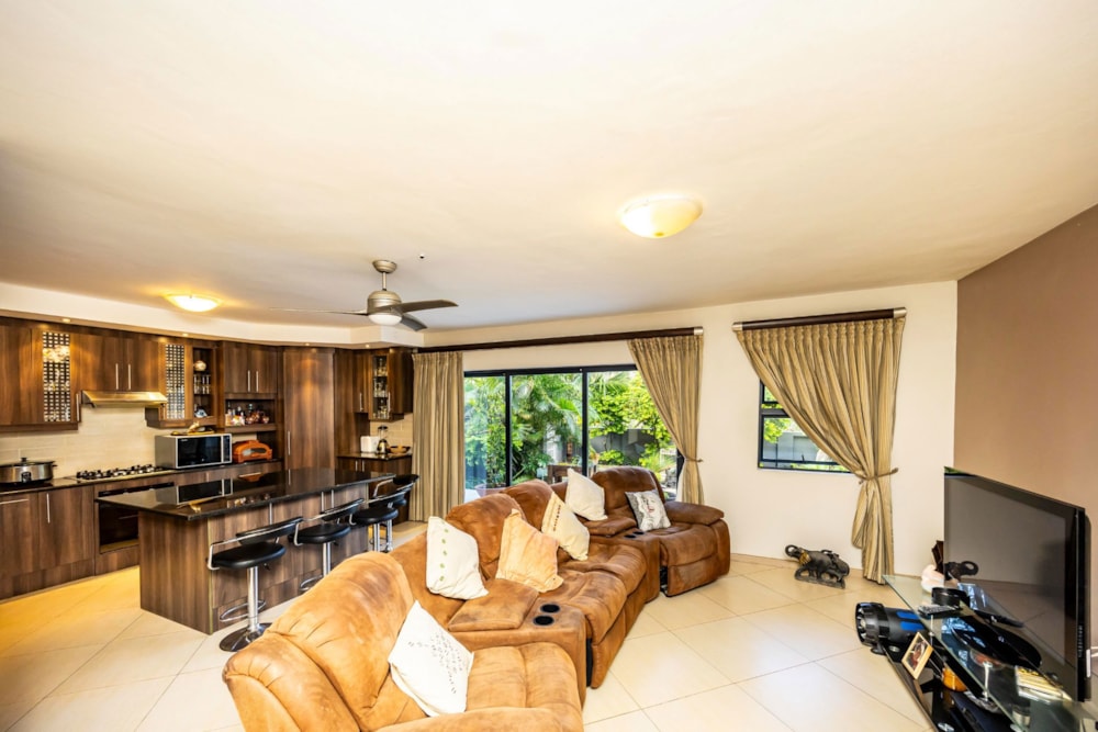 Townhouse for sale in Beacon Bay - 1EZ1697814 Townhouse for sale in Beacon Bay - 1EZ1697814