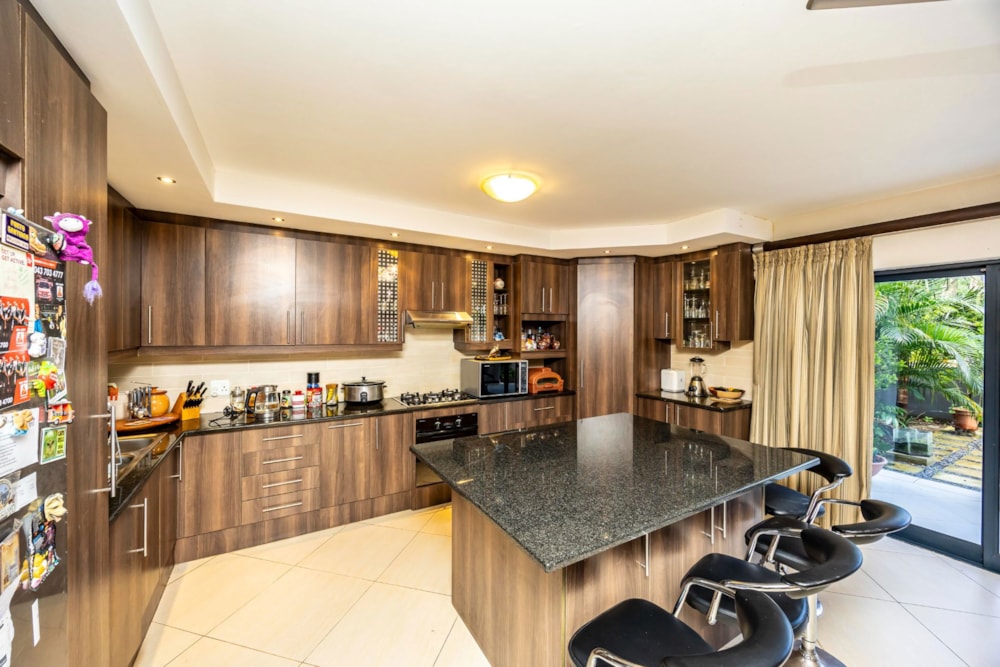 Townhouse for sale in Beacon Bay - 1EZ1697814 Townhouse for sale in Beacon Bay - 1EZ1697814