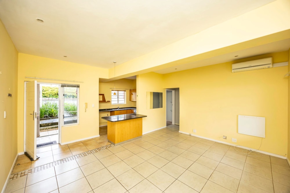 Apartment for sale in Beacon Bay - 1EZ1696898 Apartment for sale in Beacon Bay - 1EZ1696898