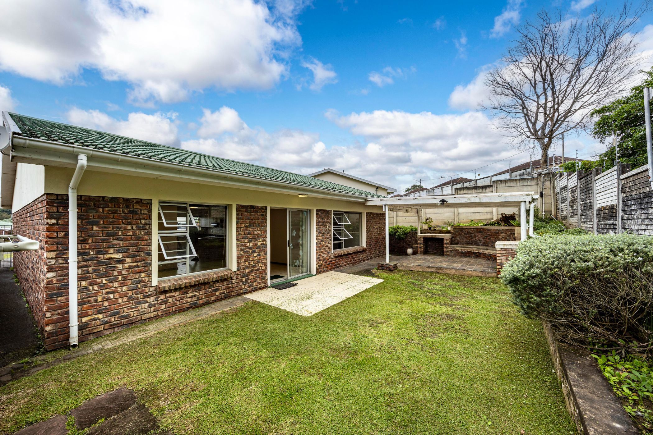 House sold in Abbotsford, East London - 1EZ1697522