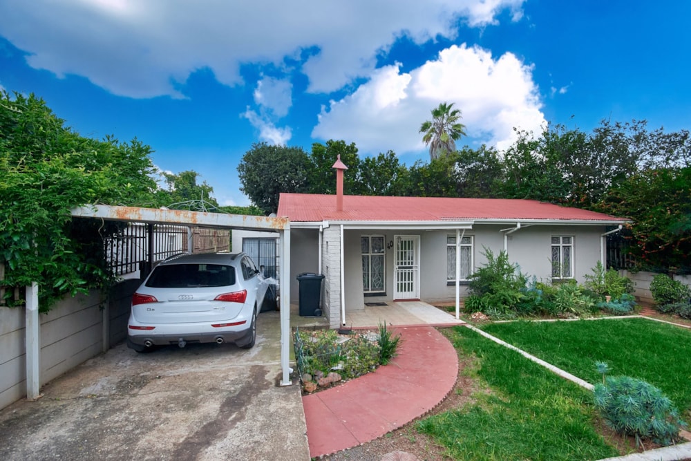 House for sale in Westdene, Johannesburg - RAN1696219 House for sale in Westdene, Johannesburg - RAN1696219