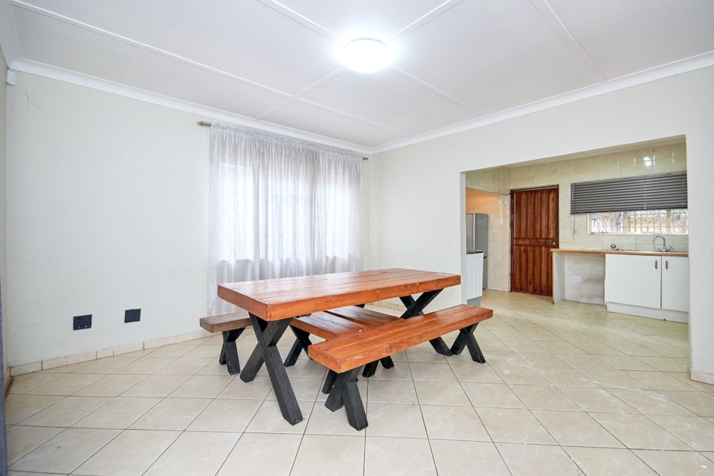 House for sale in Westdene, Johannesburg - RAN1696219 House for sale in Westdene, Johannesburg - RAN1696219