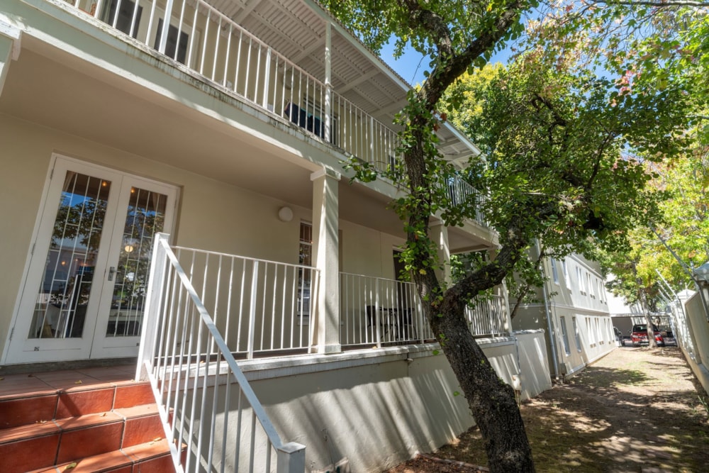 Apartment sold in Rondebosch - KW1695592 Apartment sold in Rondebosch - KW1695592