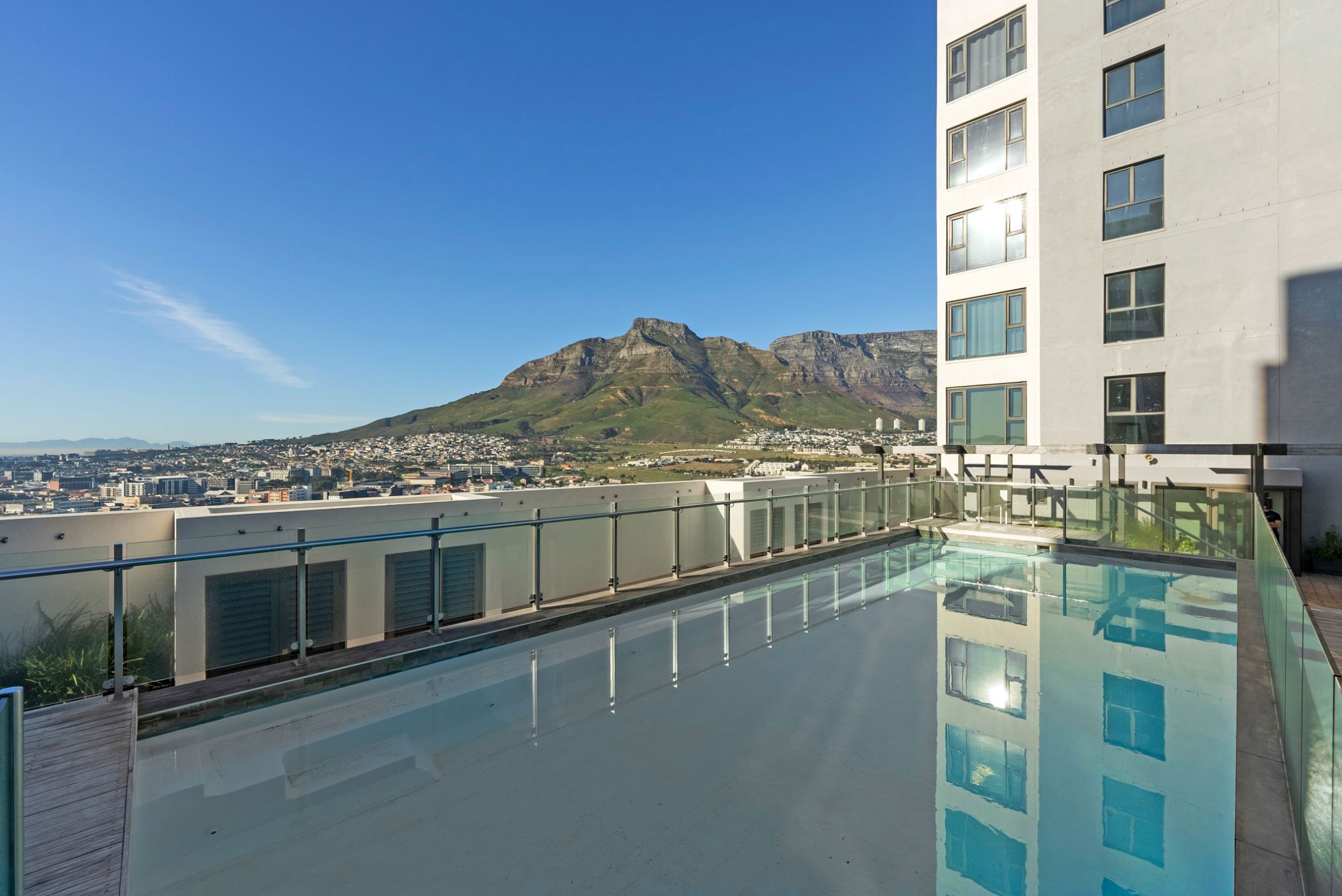 Apartment for sale in Foreshore - AS1698008