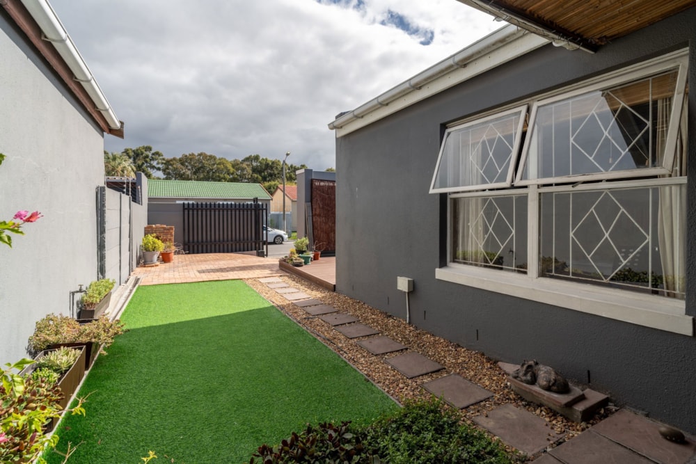 House sold in Kenilworth, Cape Town - KW1697990