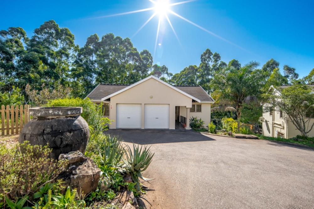 Townhouse to rent in Hillcrest, Upper Highway - 1KF1725125