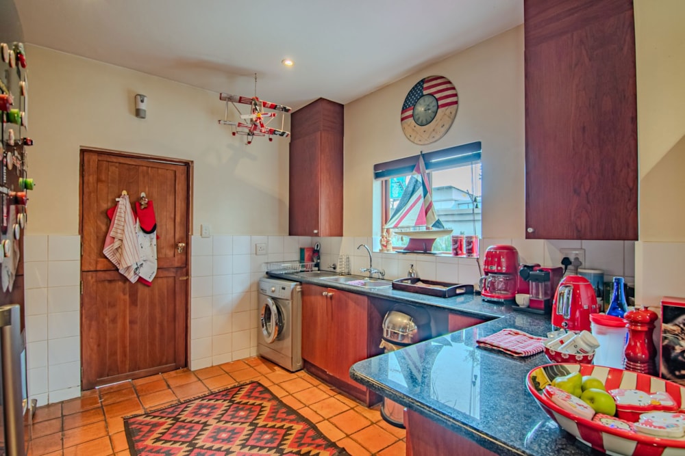 House for sale in Silver Lakes Golf Estate - PT1716013