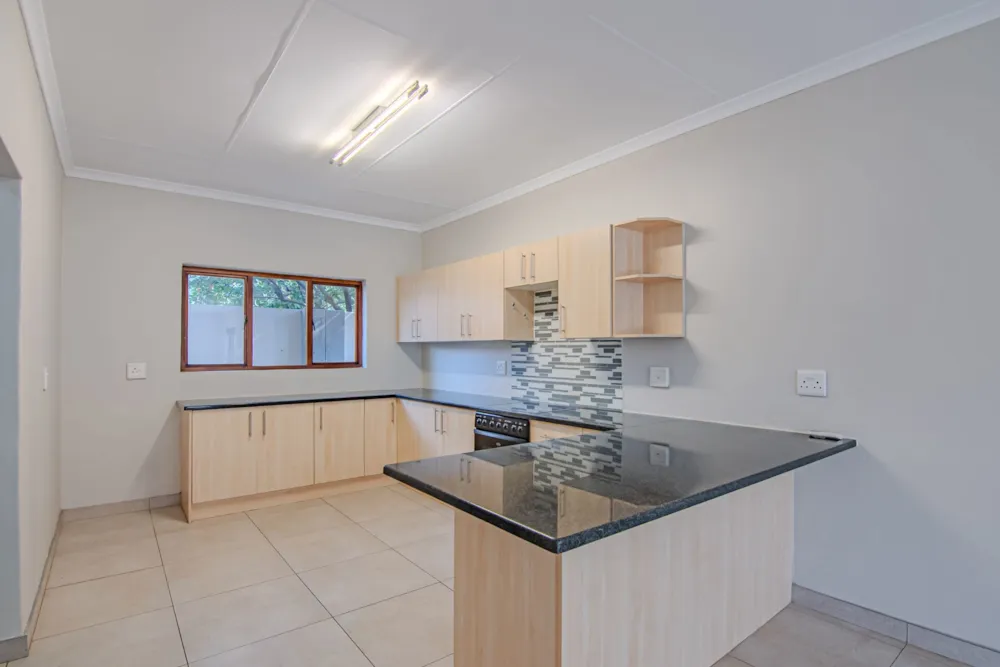 Townhouse for sale in Silver Lakes Golf Estate - PT1752082
