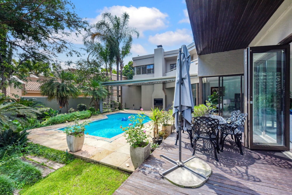 Double-storey house for sale in Dainfern Golf Estate - FW1698385 Double-storey house for sale in Dainfern Golf Estate - FW1698385