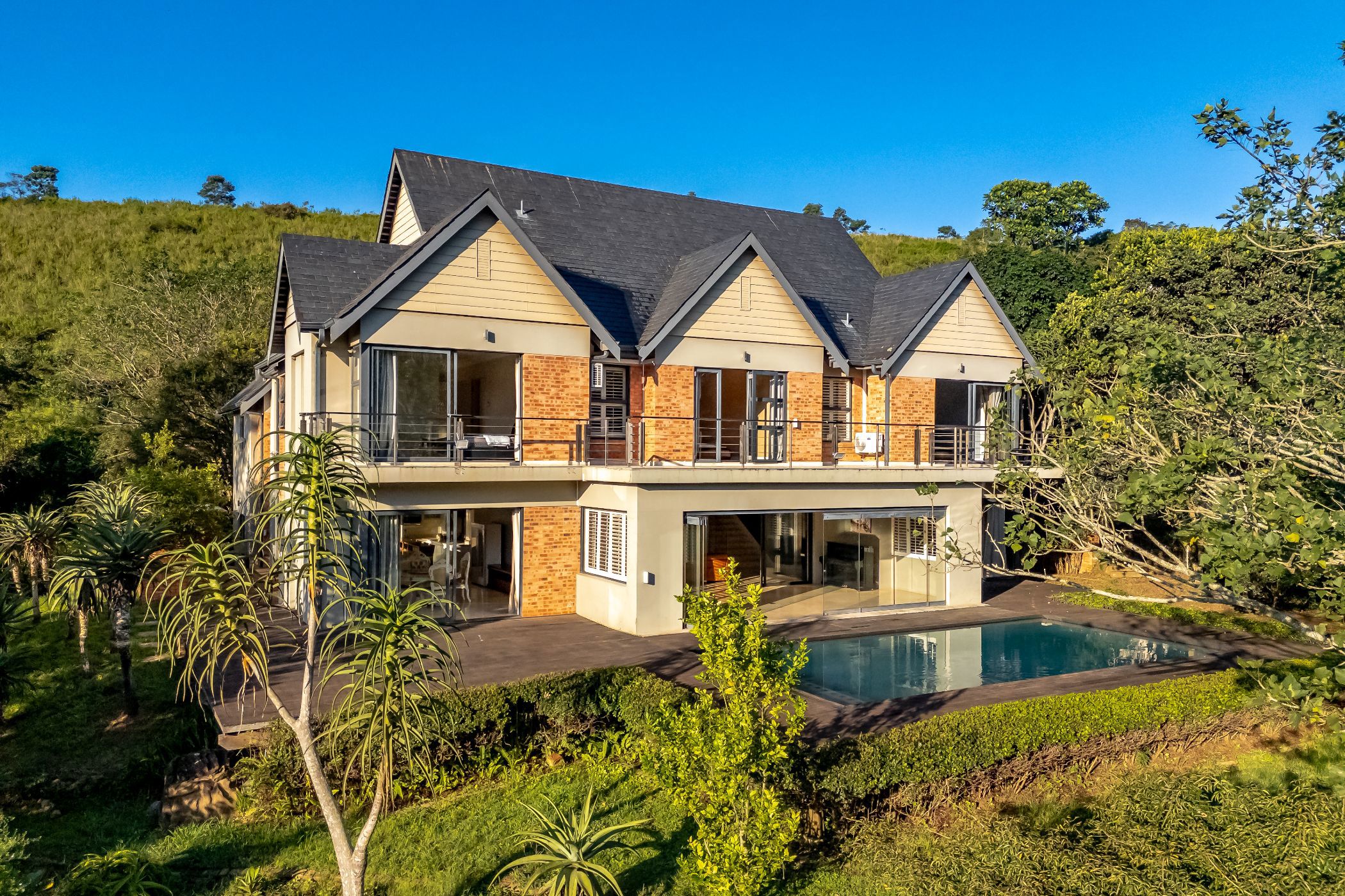 Golf estate house for sale in Cotswold Downs Estate - 1KF1697797