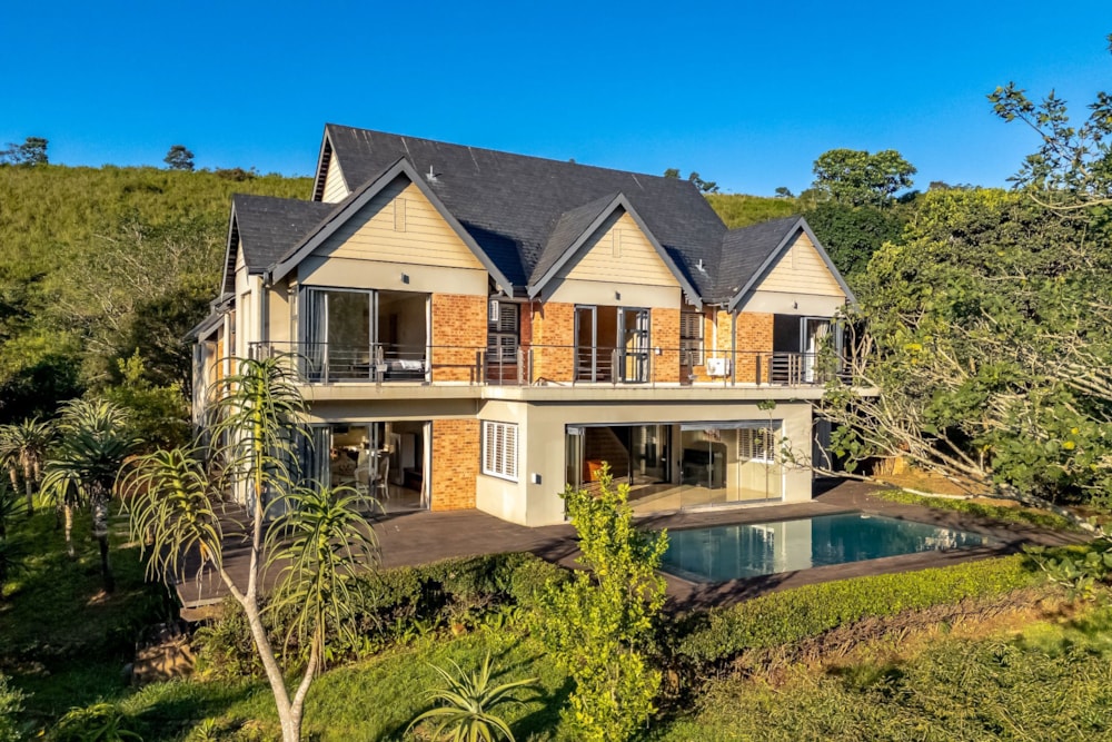 Golf estate house for sale in Cotswold Downs Estate - 1KF1697797 Golf estate house for sale in Cotswold Downs Estate - 1KF1697797