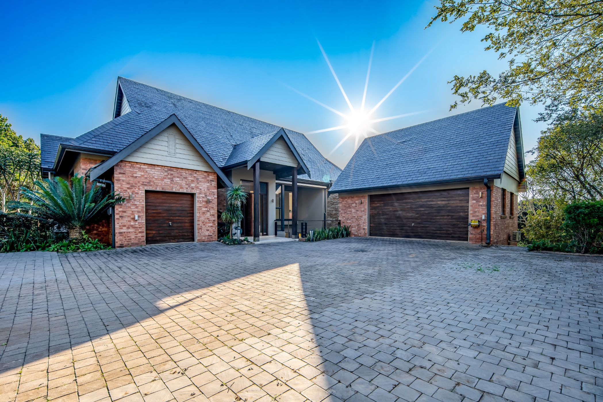 Golf estate house for sale in Cotswold Downs Estate - 1KF1697797