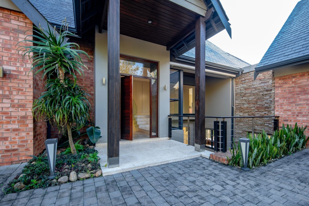 Golf estate house for sale in Cotswold Downs Estate - 1KF1697797 Golf estate house for sale in Cotswold Downs Estate - 1KF1697797