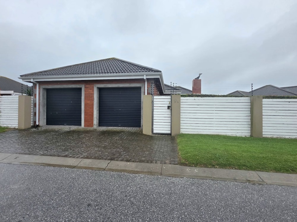 House sold in Pinelands, Fairview - 1PLZ1697171 House sold in Pinelands, Fairview - 1PLZ1697171