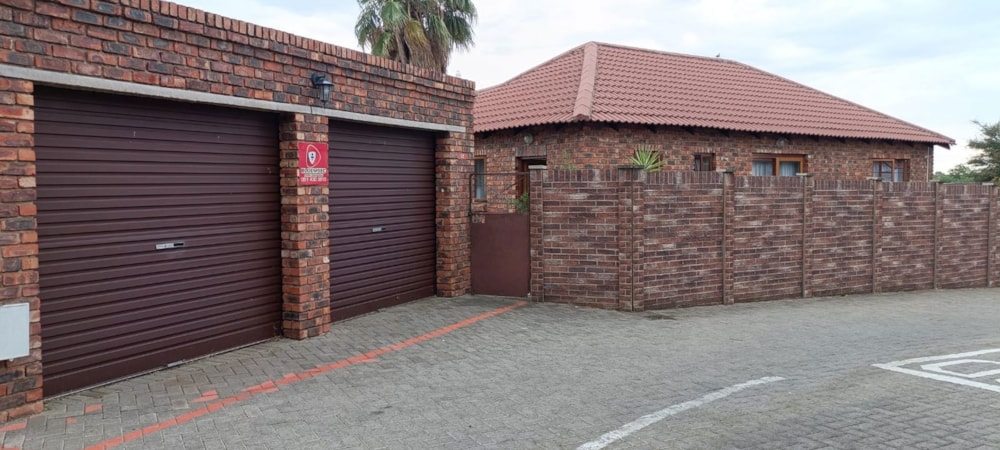 Townhouse let in Langenhovenpark - 1BX1696196 Townhouse let in Langenhovenpark - 1BX1696196