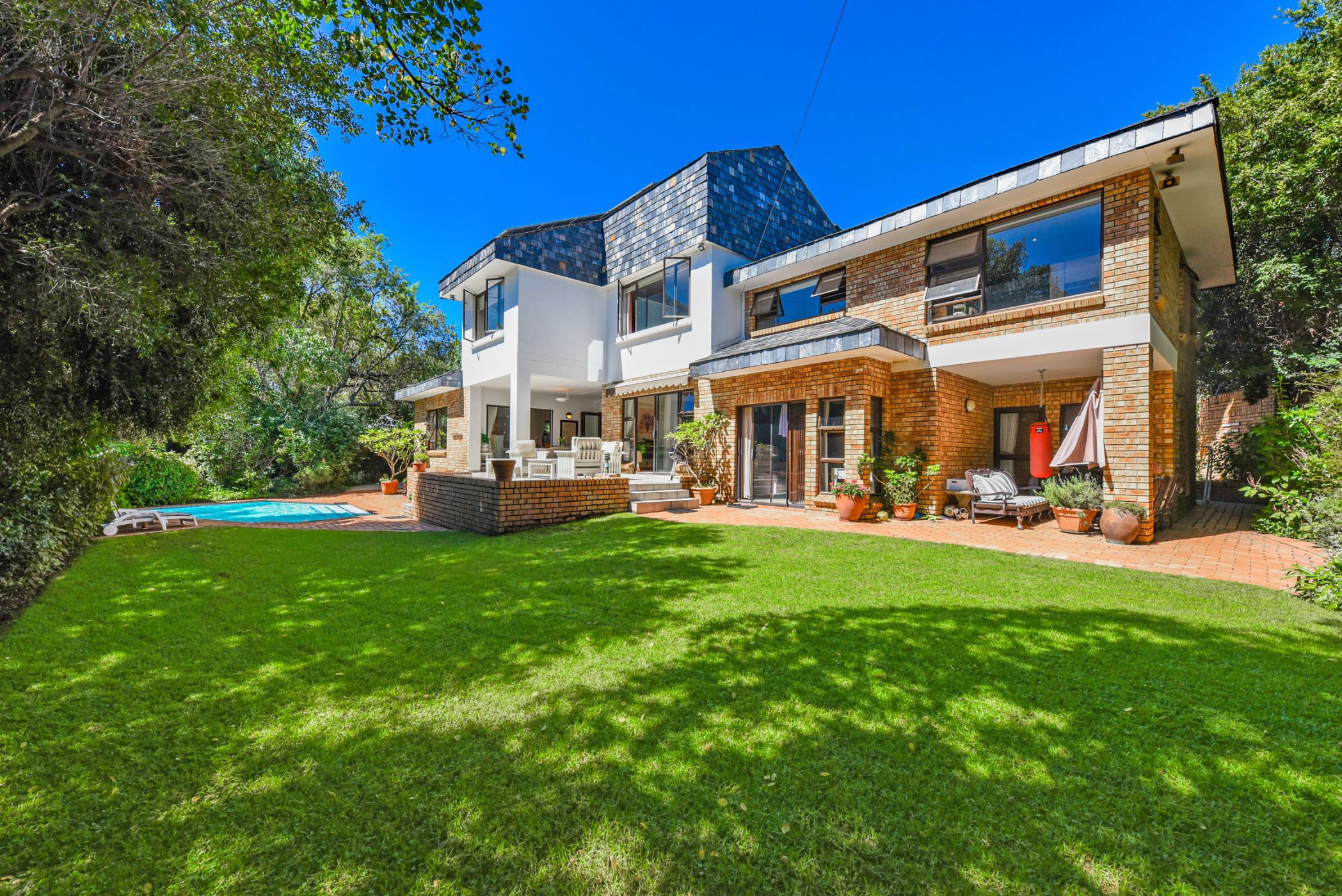 Cluster for sale in Bryanston - HP1697382