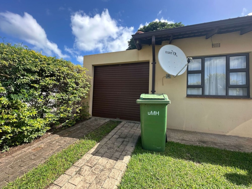 Security complex home to rent in Inyala Park - 1RY1740123 Security complex home to rent in Inyala Park - 1RY1740123