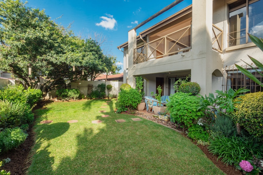 Apartment for sale in Bedfordview - BED1697724 Apartment for sale in Bedfordview - BED1697724