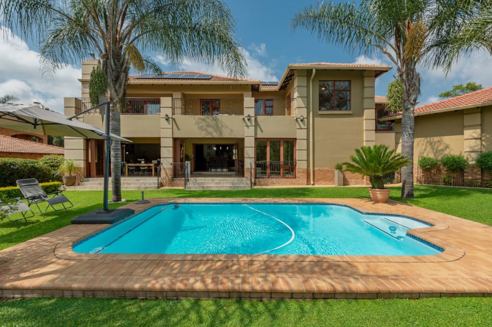 Double-storey house sold in Thornhill Estate - BED1695955 Double-storey house sold in Thornhill Estate - BED1695955