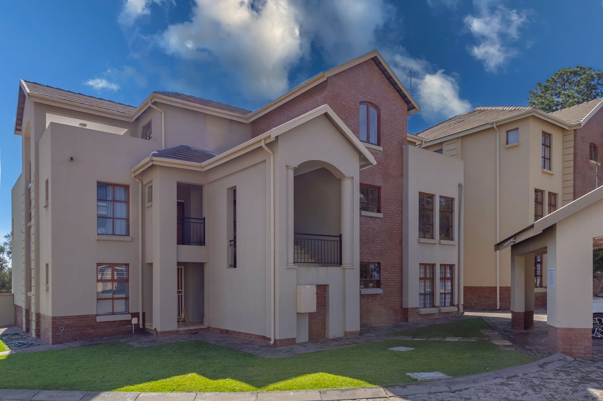 Double-storey apartment for sale in Rynfield - EN1700295